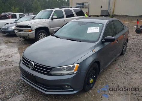 2016 Volkswagen Jetta 1.8T Sport z USA, uszkodzony, nr VIN 3VWD17AJ0GM367838